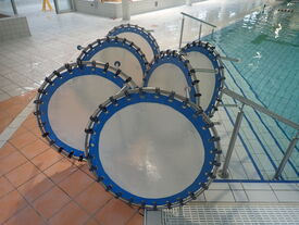 Les trampolines du cours d'aquatraining